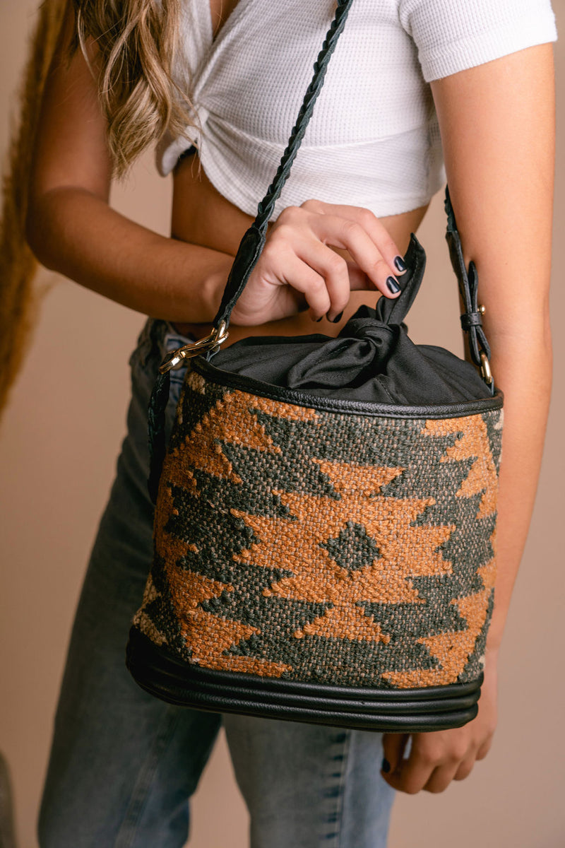 Sac seau Boho India foncé